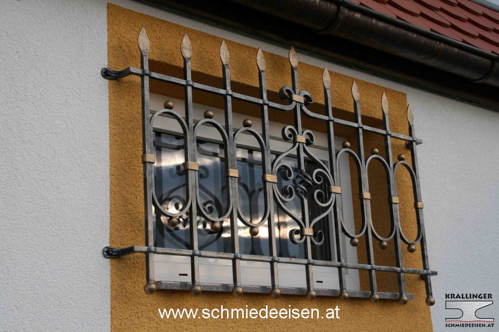 Kellerfenster Schmiedeeisen Einbruchsschutz Fenstergitter