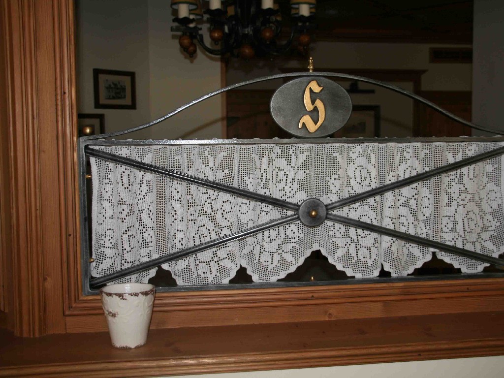 Fensterkreuz Schmiedeeisen